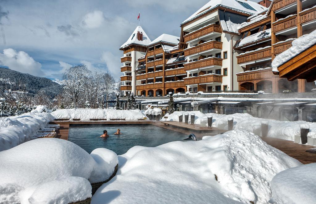 The Alpina Gstaad Hotel Buitenkant foto