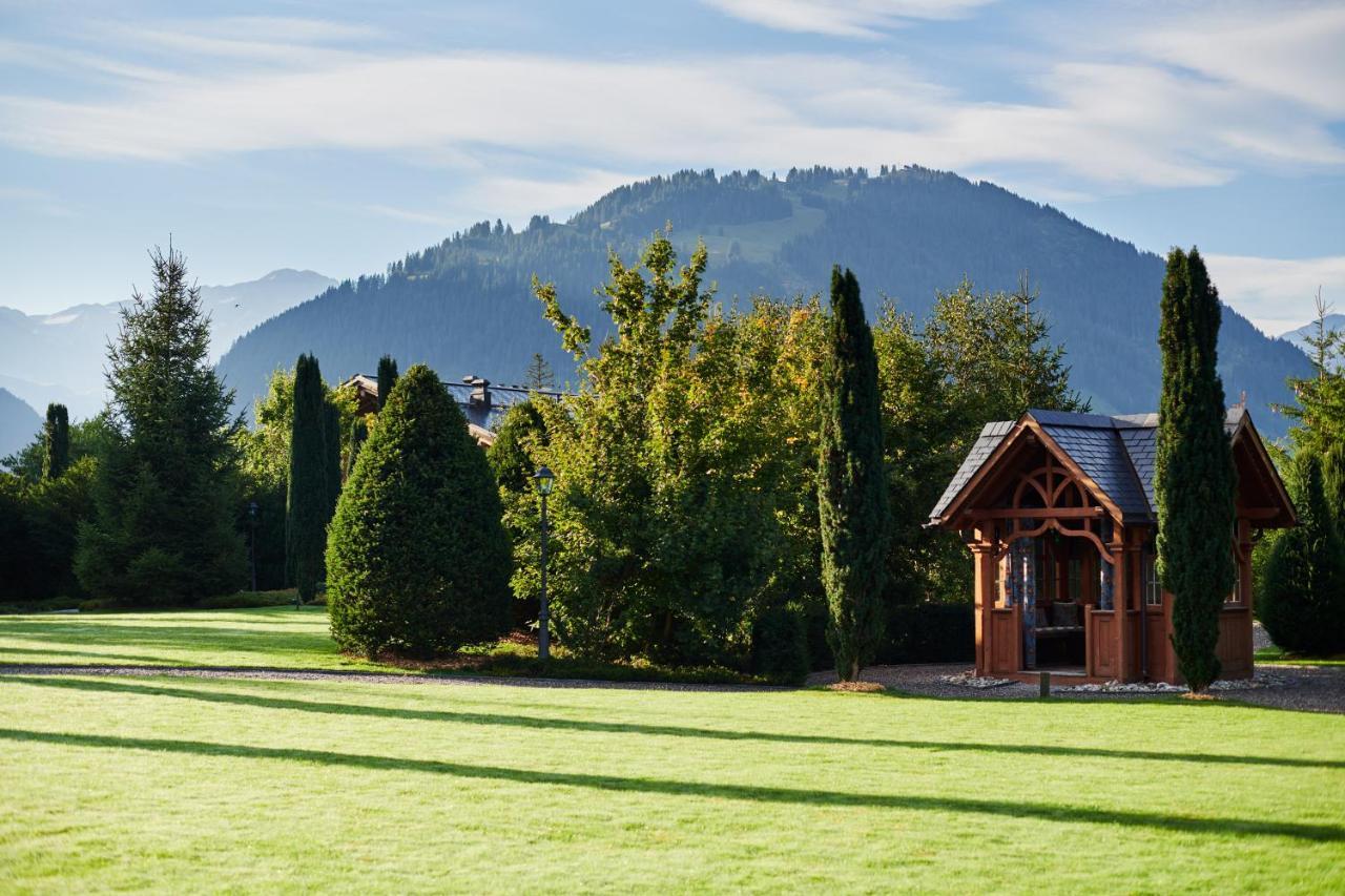 The Alpina Gstaad Hotel Buitenkant foto